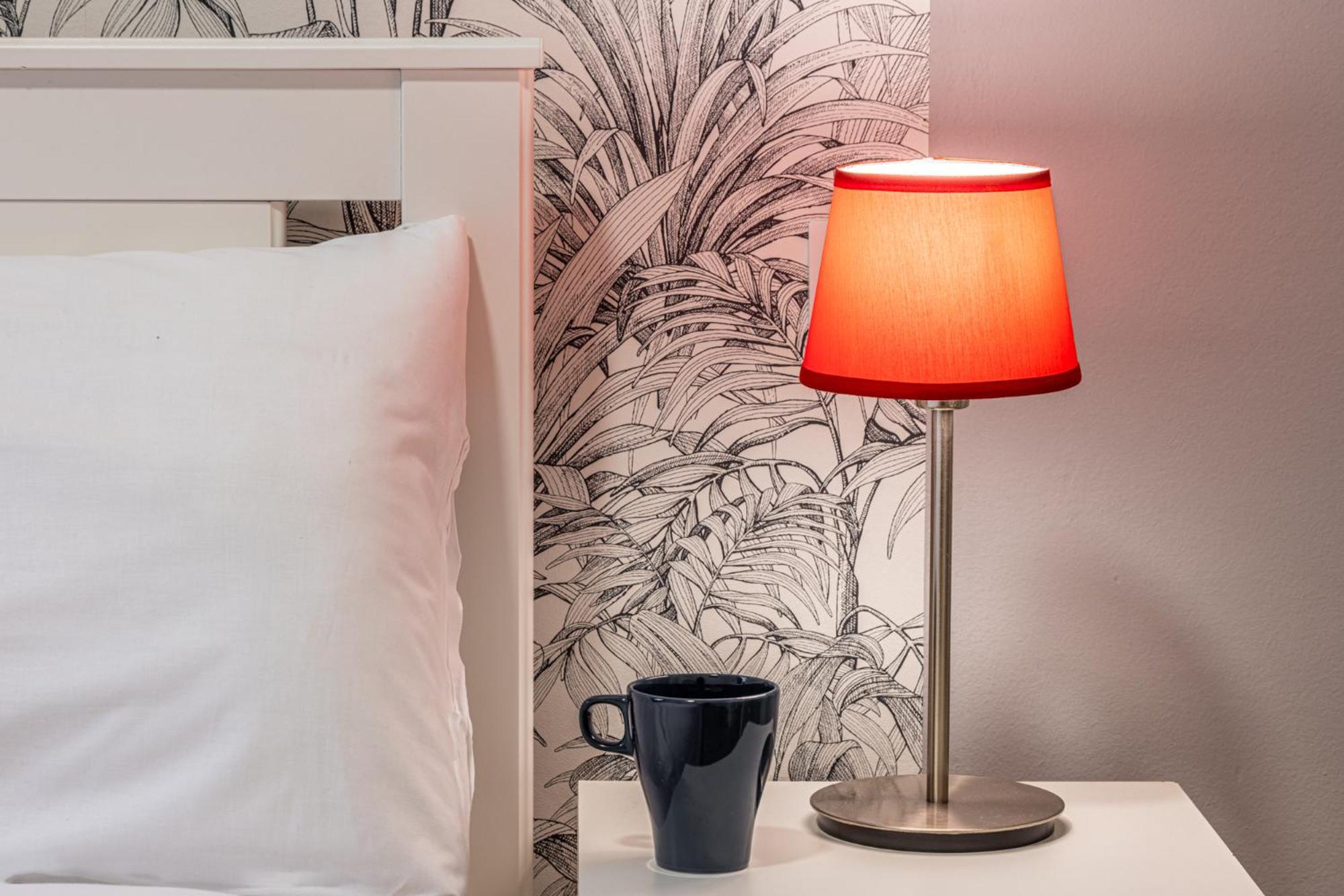 Modern New House - Duomo In 10 Min - Netflix & Wi-fi Apartment