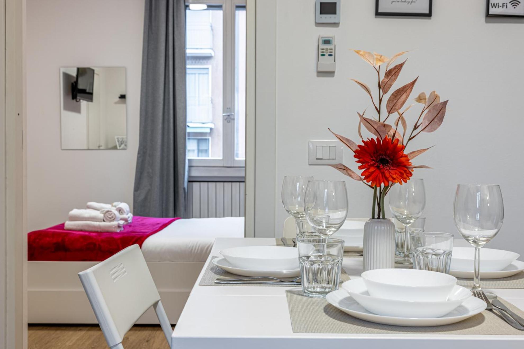Modern New House - Duomo In 10 Min - Netflix & Wi-fi Apartment Mailand
